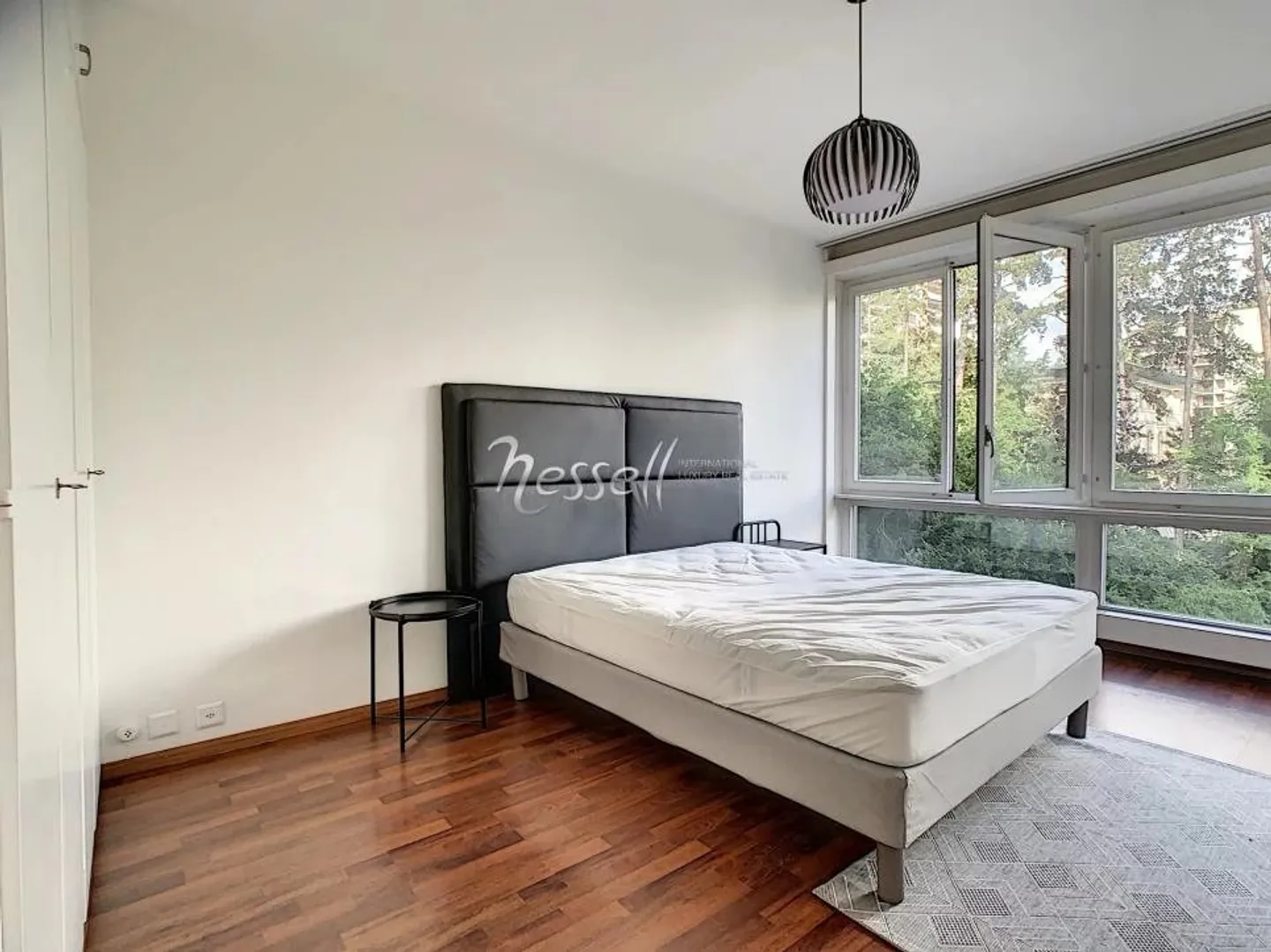 Charming Apartment with Pool - Photo 5 of 11