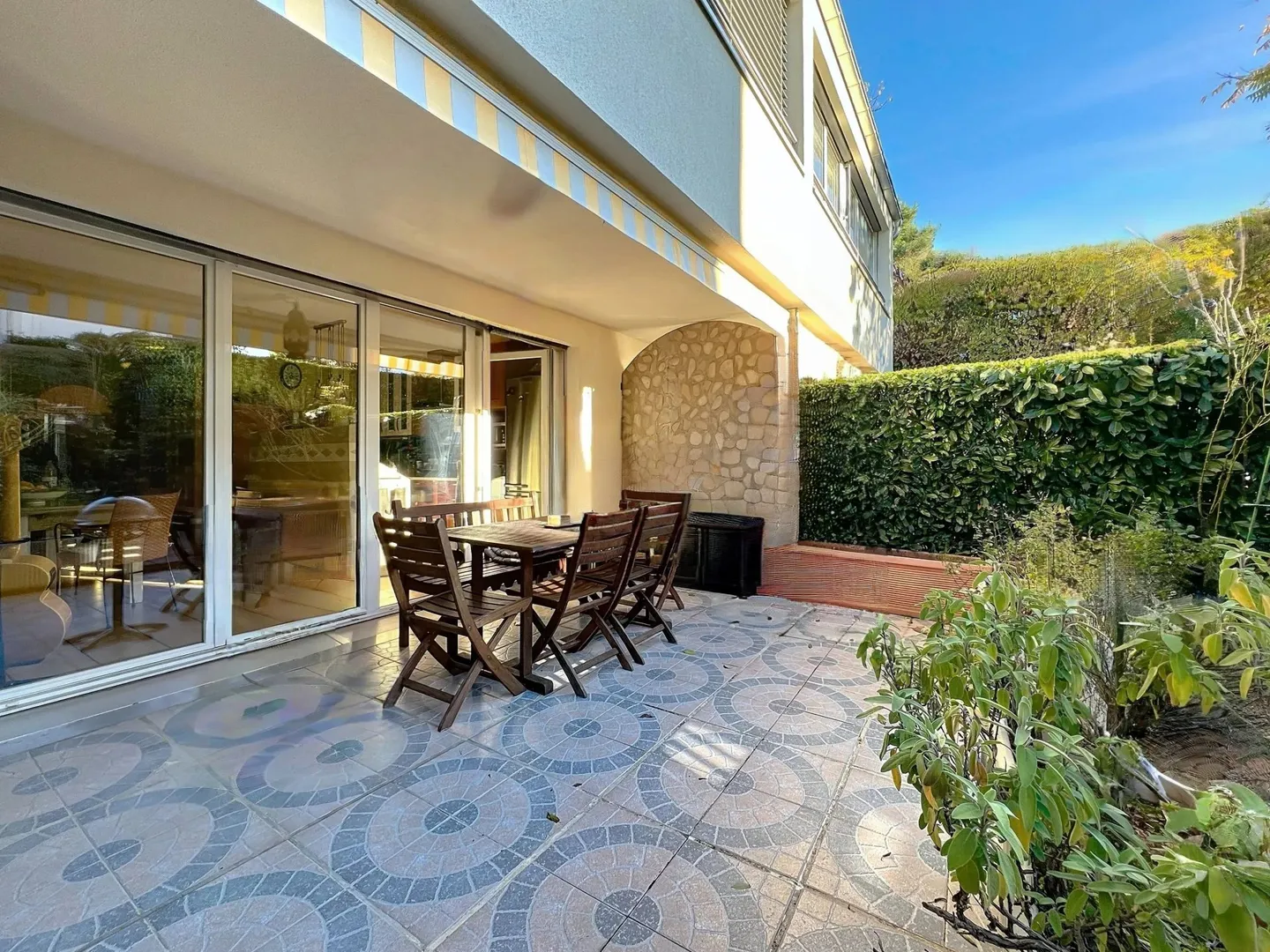 Wunderschöne Duplexwohnung im Gartengeschoss in Confignon - Foto 1 von 13