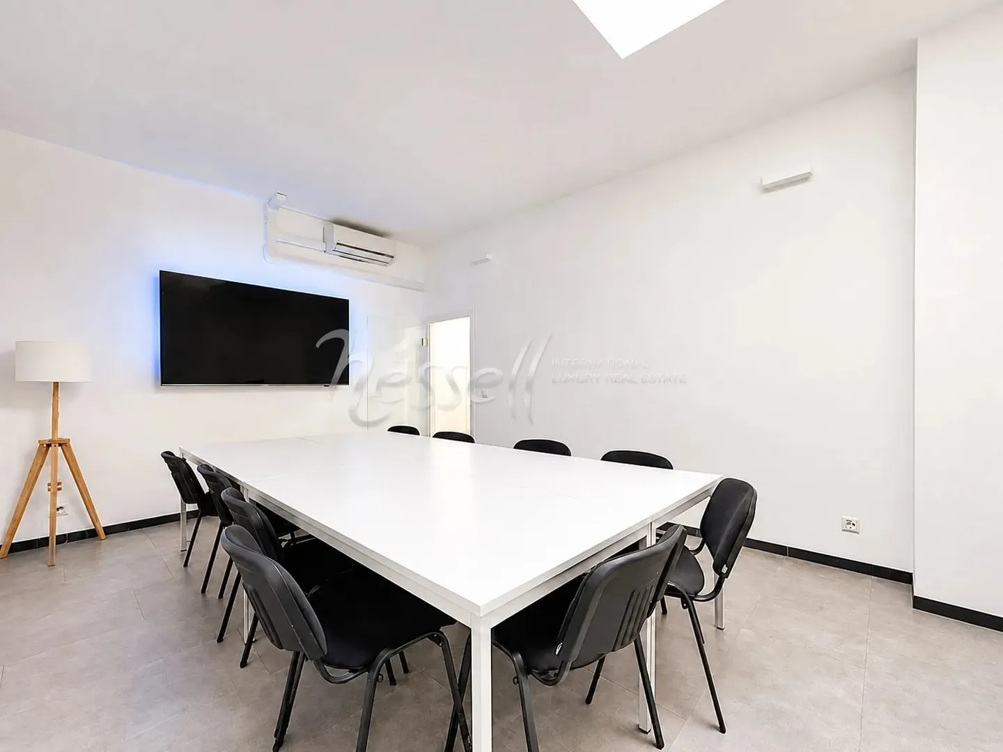 Espace Commercial Rénové - Photo 10 sur 12