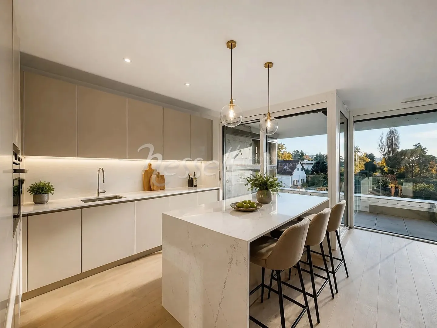 Luxury Apartment in Vesenaz - Photo 4 of 13