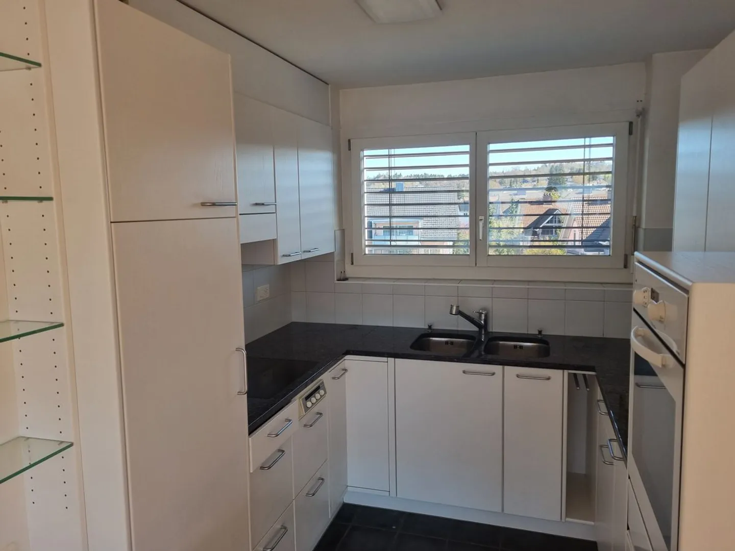 Attique de 3,5 pièces au centre de Lyss (incl. EHP) - Photo 5 sur 11