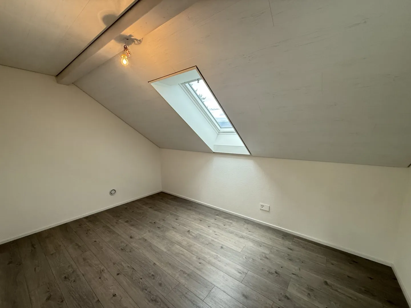 Wunderschöne 5,5-Zimmer-Penthouse zur Miete in Courrendlin - Foto 7 von 13