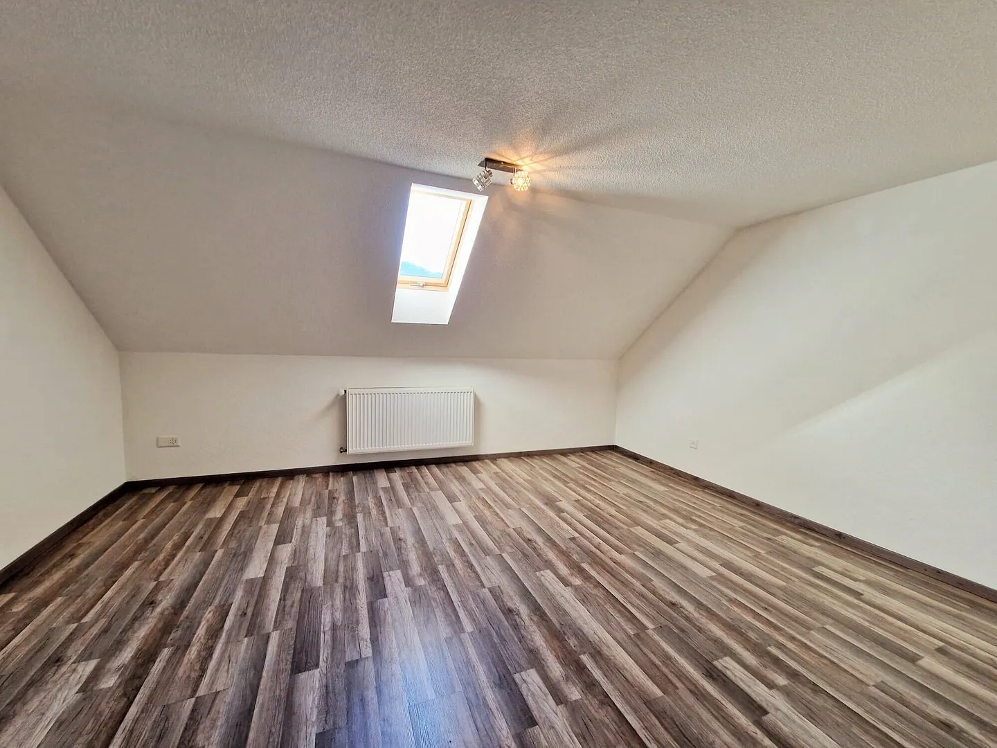 3.5-room apartment on the 3rd floor in Reconvilier - Photo 7 of 12