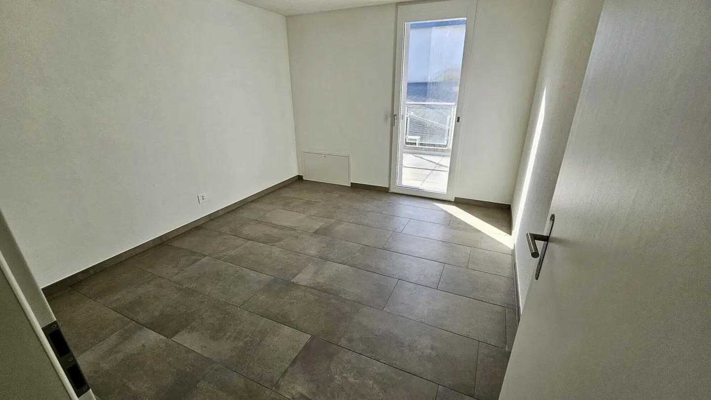 In affitto a Courfaivre appartamento di 4,5 locali con una bella terrazza - Foto 8 di 13