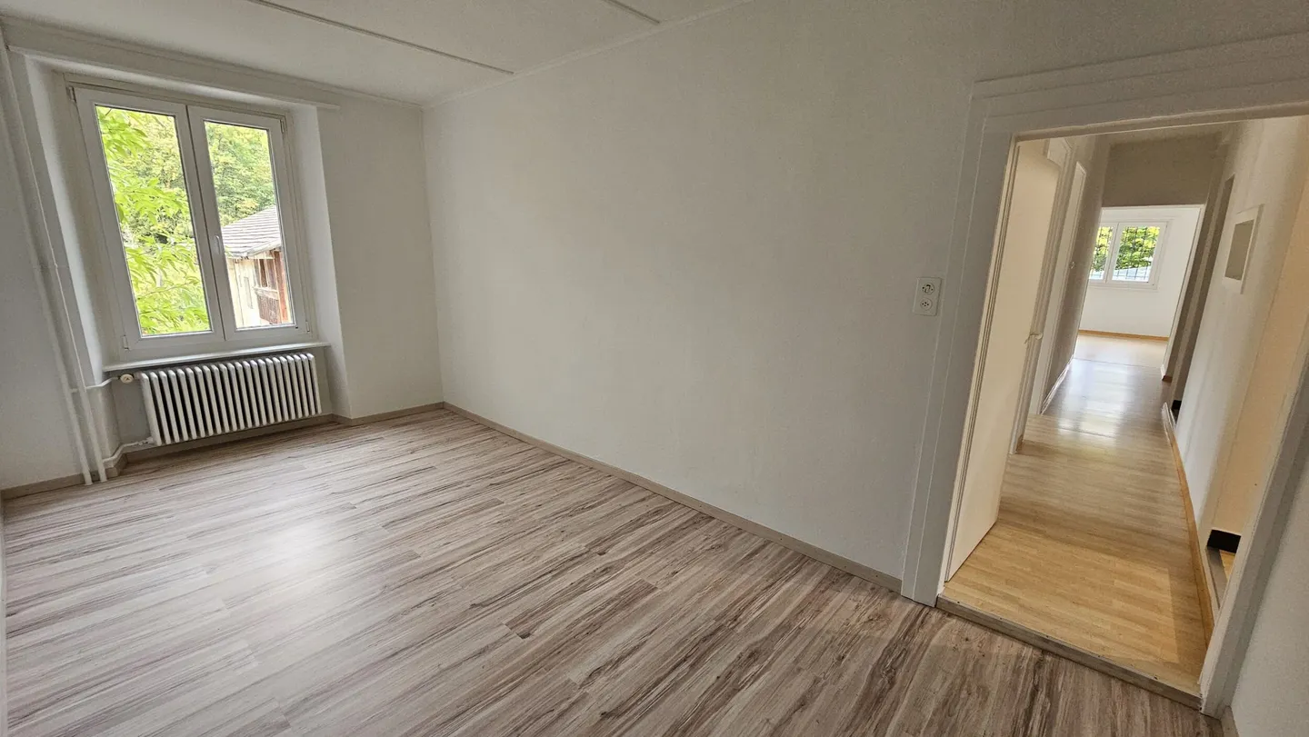 For rent in Perrefitte charming 4-room apartment - Photo 7 of 13