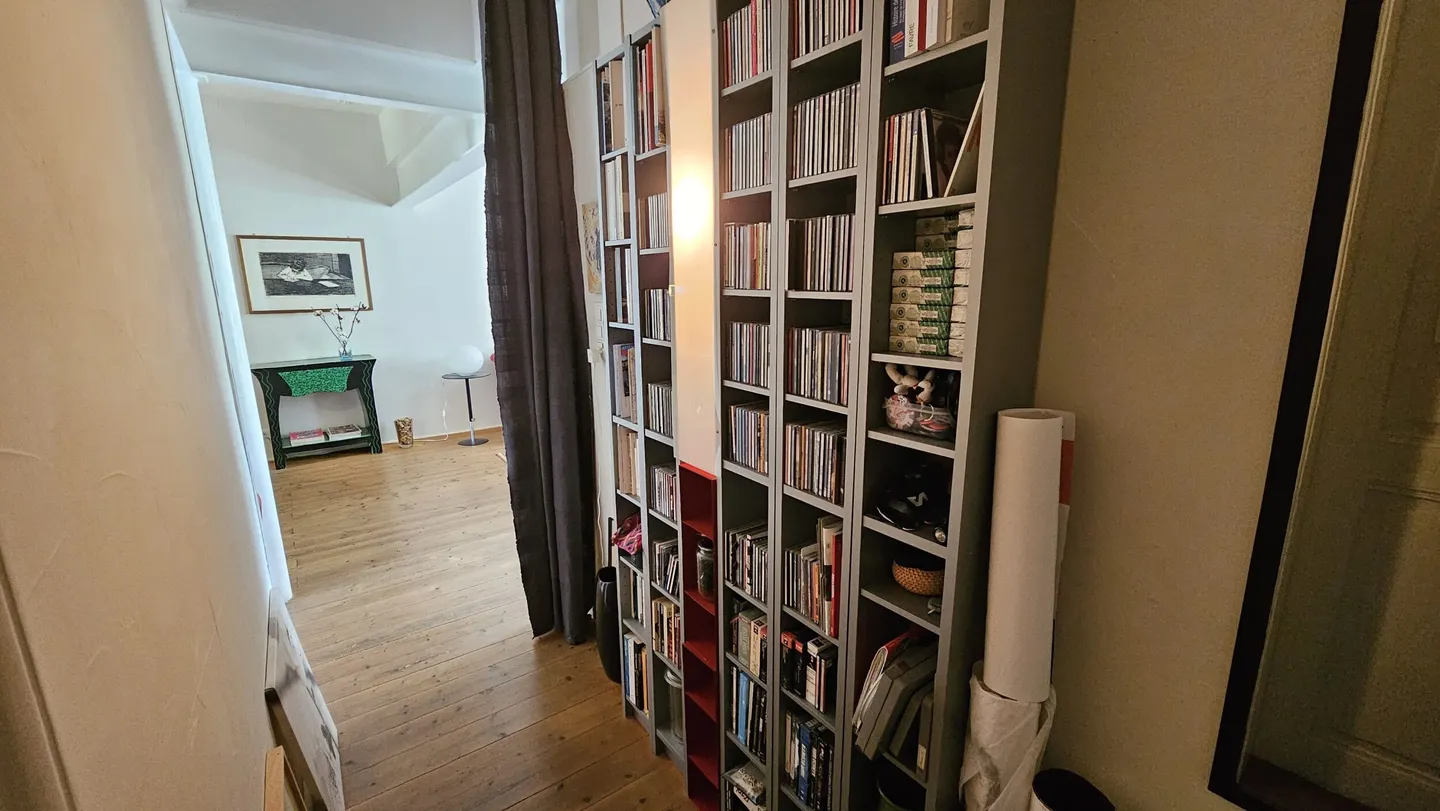 For rent in Delémont charming studio on the ground floor - Photo 2 of 13