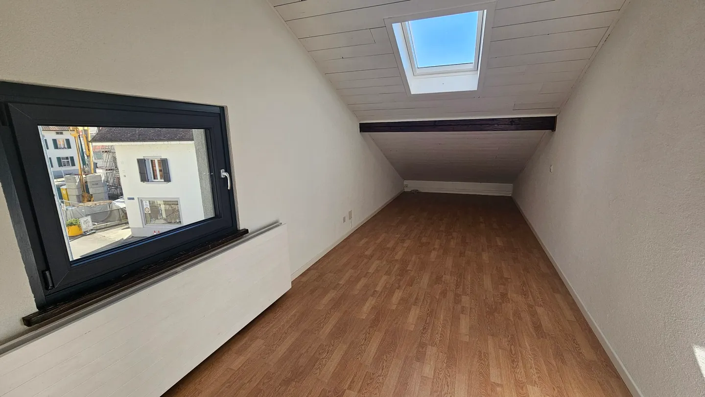 4,5-Zimmer-Duplexwohnung im 1. Stock in Courroux zu vermieten - Foto 10 von 13