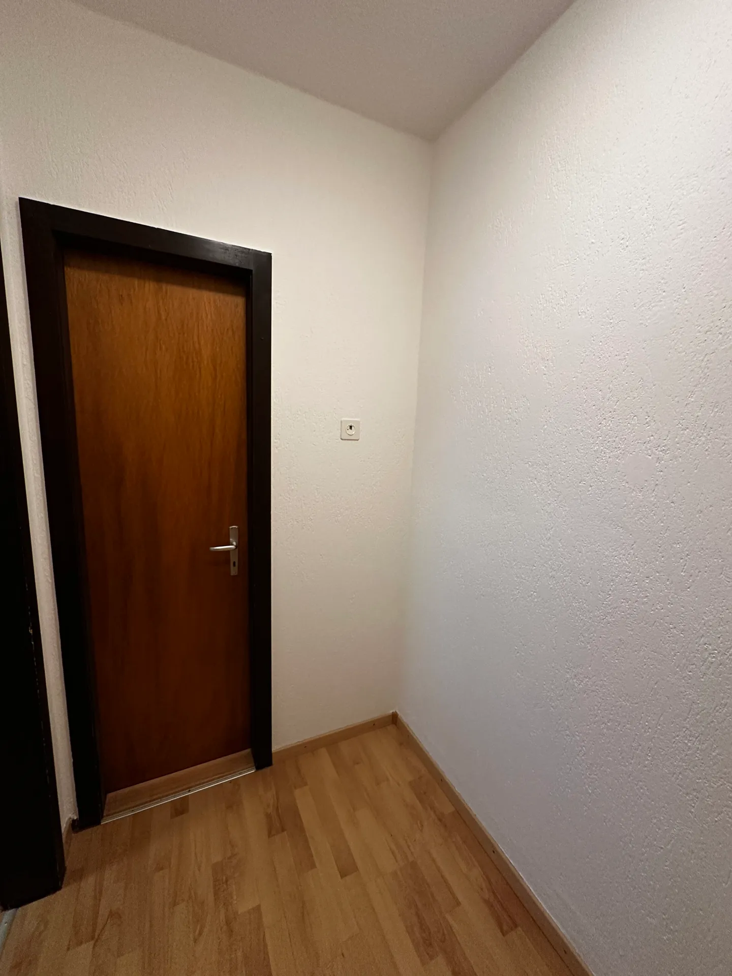 Appartamento di 2.5 locali in affitto nella vecchia città di Porrentruy - Foto 3 di 7