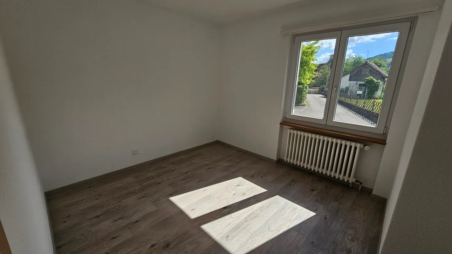 In Corban, 4.5-room apartment of 87 m² for rent - Photo 13 of 13