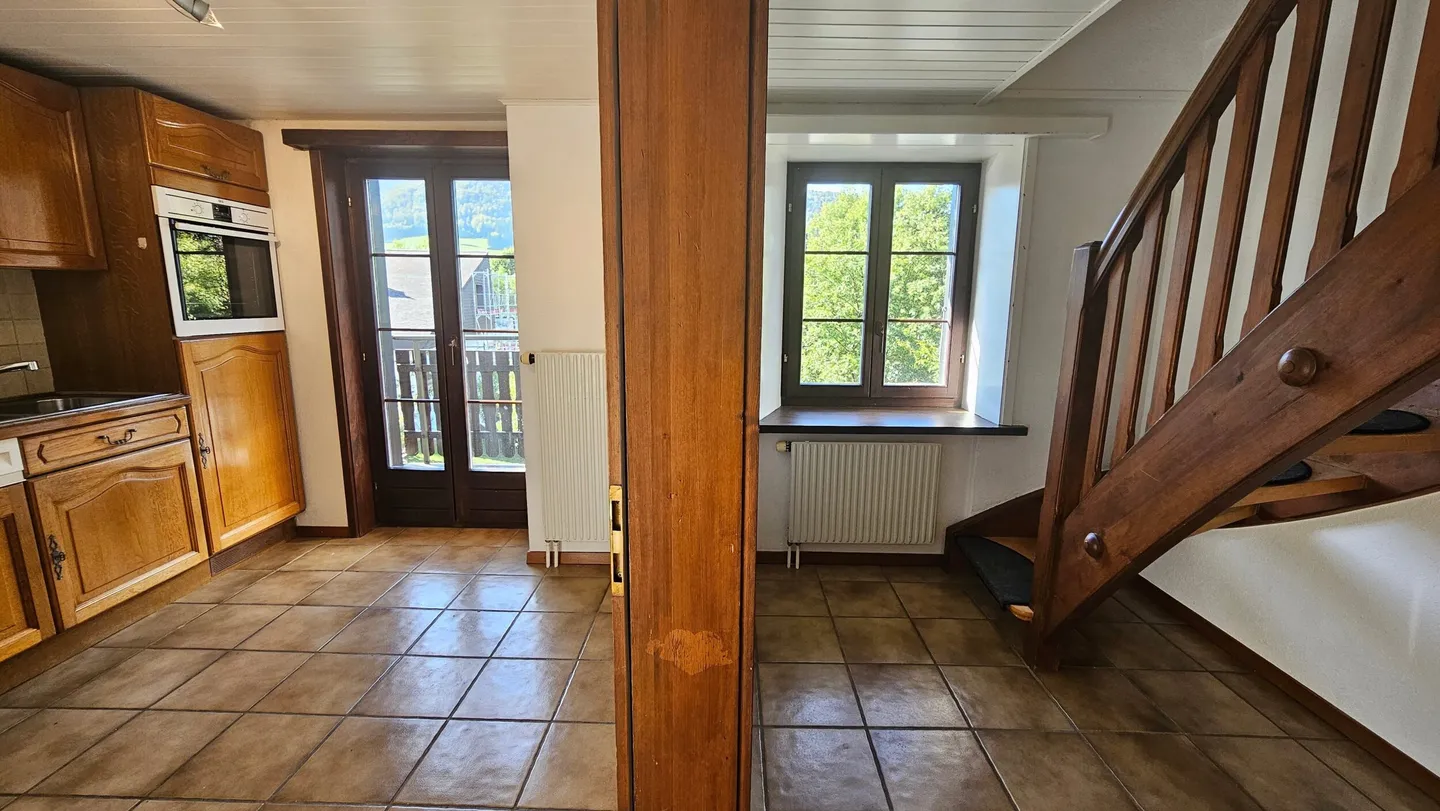 4.5-room apartment on 2 levels for rent in Vicques - Photo 7 of 13