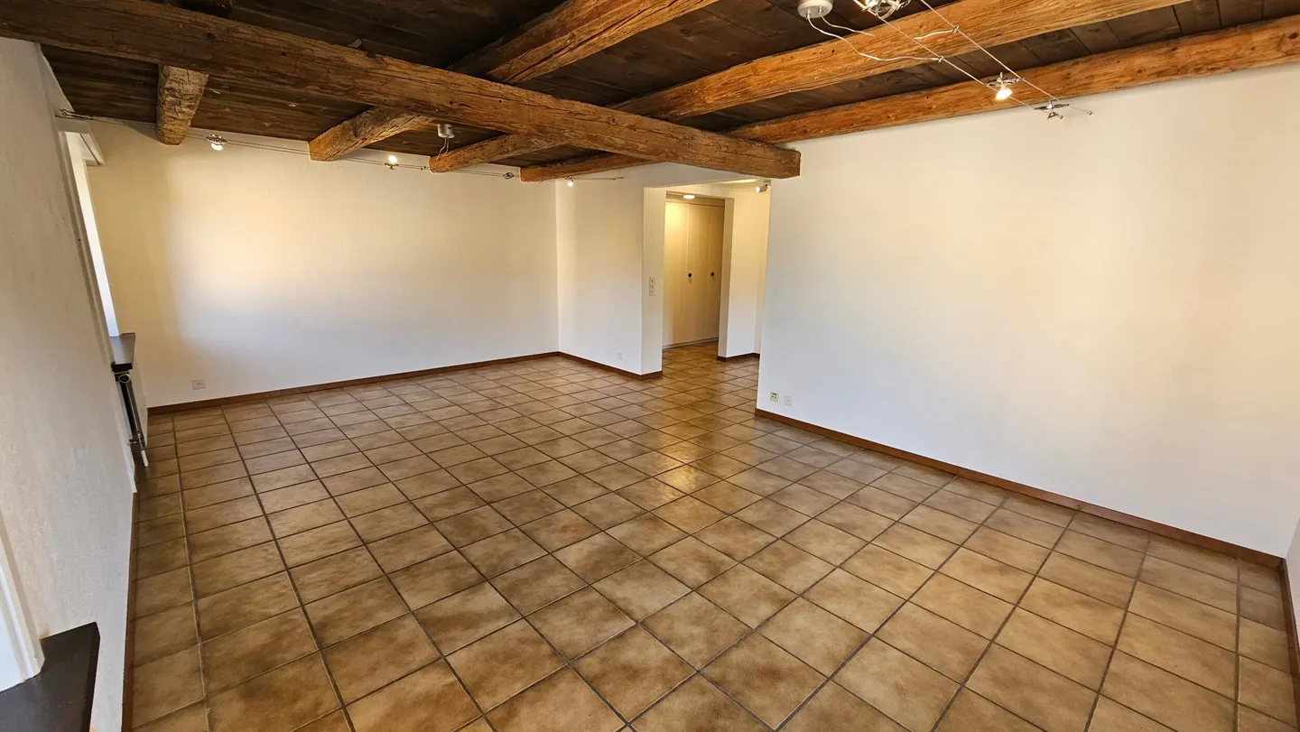 4.5-room apartment on 2 levels for rent in Vicques - Photo 9 of 13