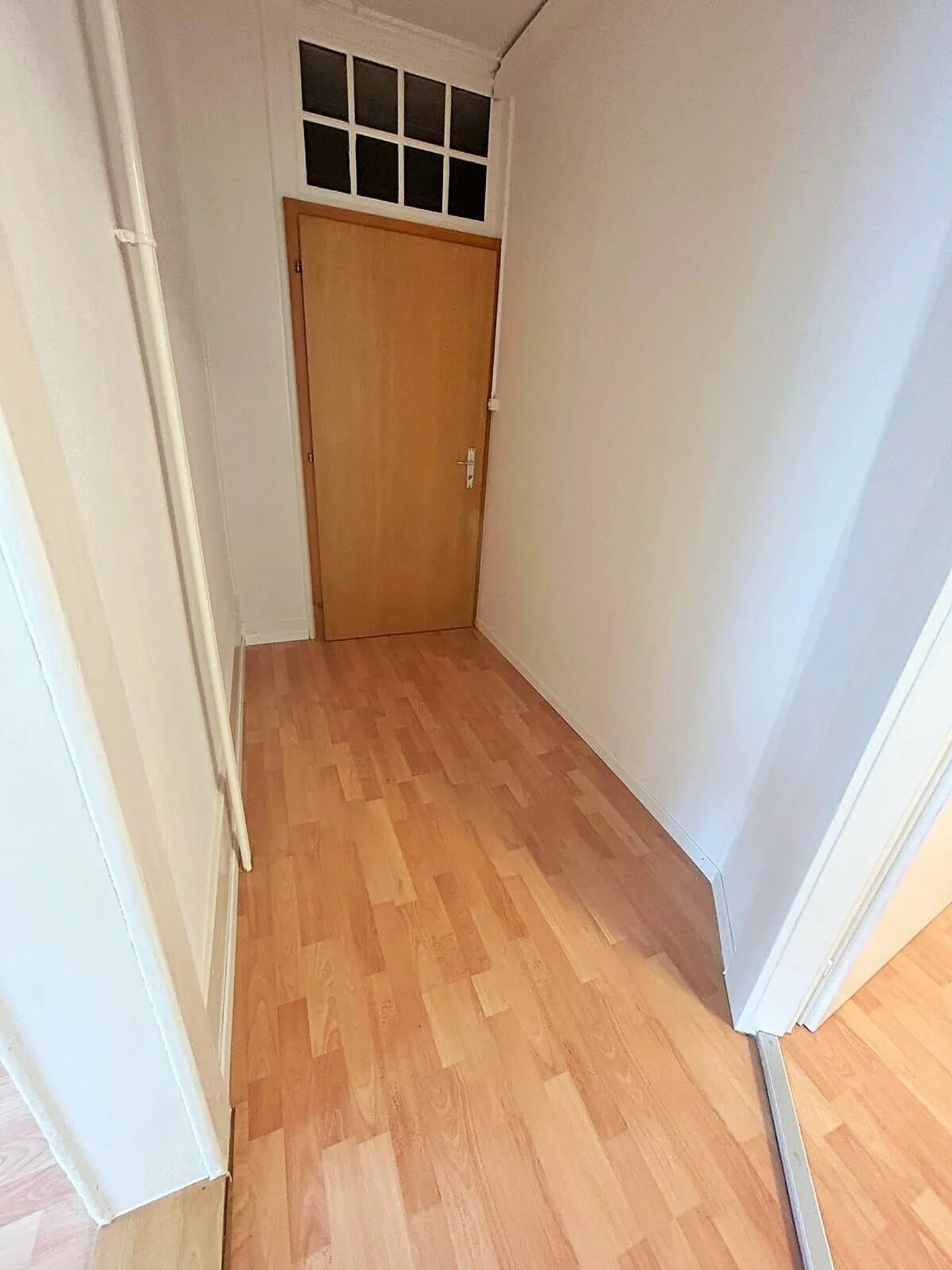 In Malleray gelegene 3,5-Zimmer-Wohnung im 1. Stock zu vermieten - Foto 10 von 12