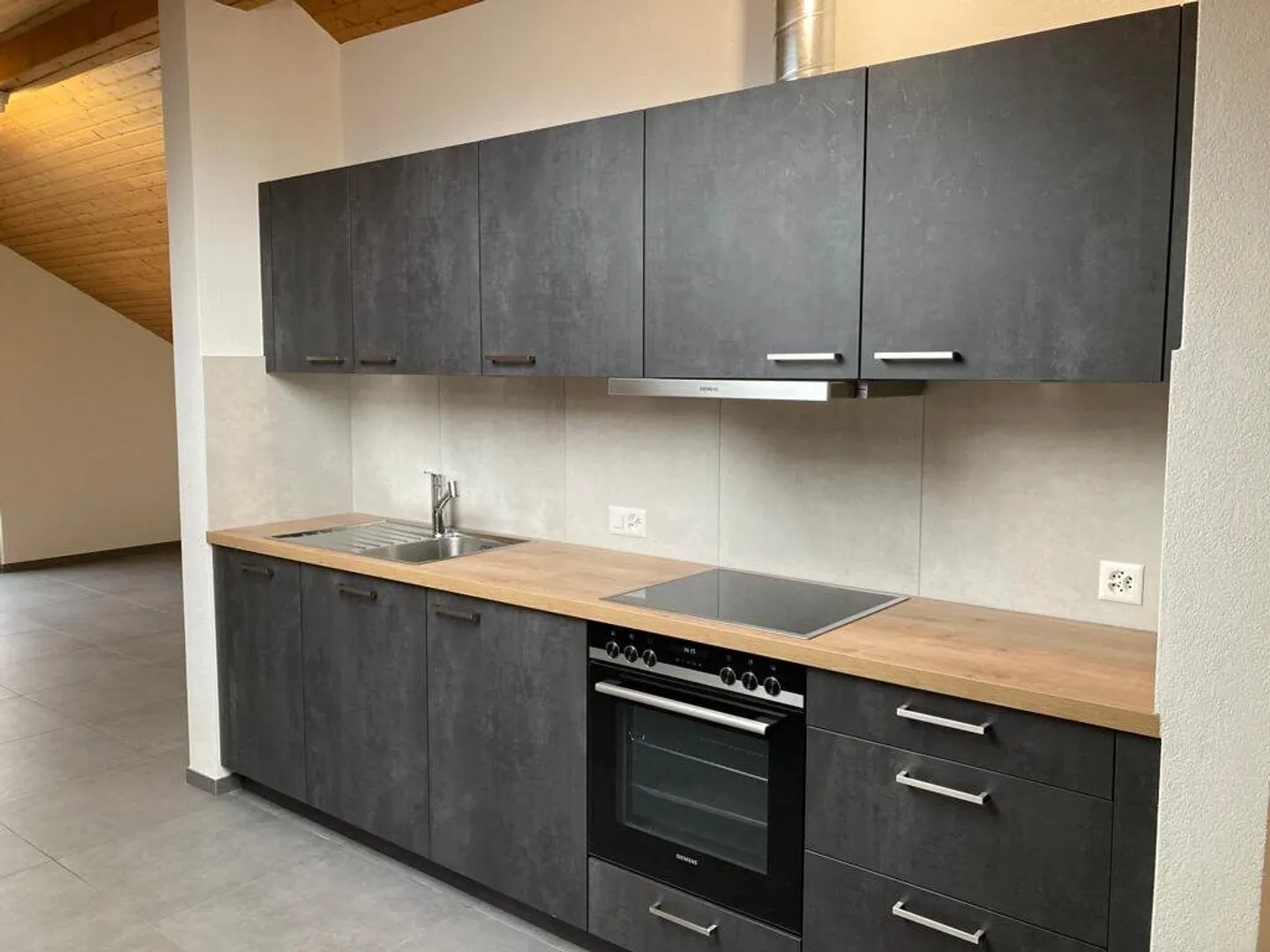 Zu vermieten in Delémont 1,5-Zimmer-Studio im 3. Stock - Foto 2 von 9