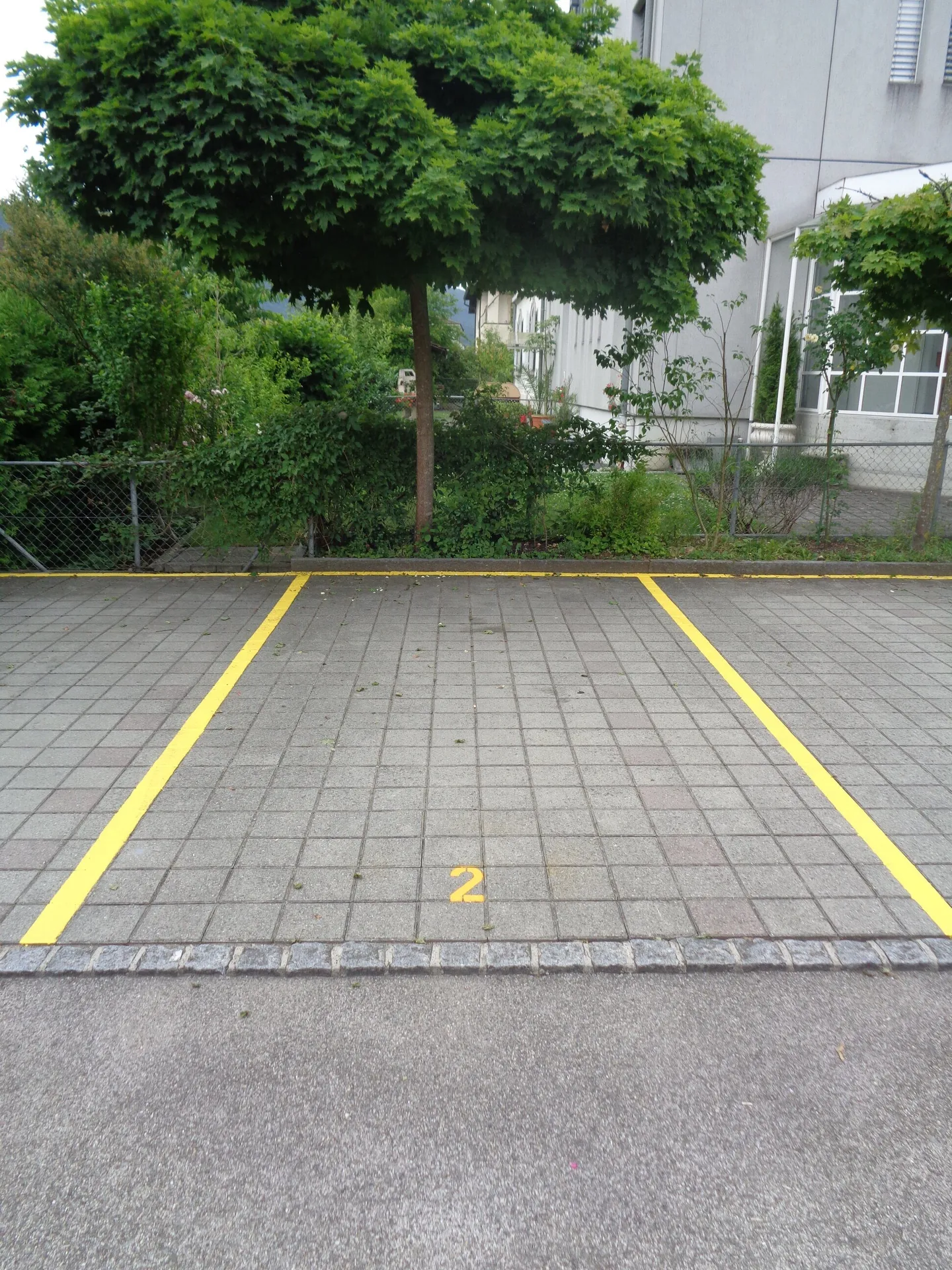 Außenparkplatz in der Stadt Delémont zu vermieten - Foto 3 von 5
