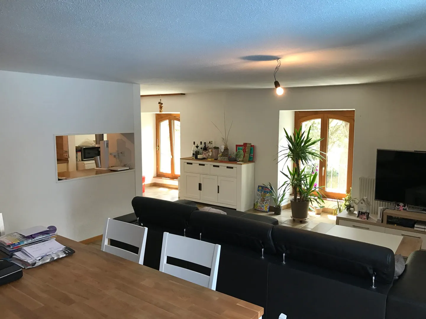 Appartamento di 4.5 locali al 1° piano a Berlincourt in affitto - Foto 3 di 12