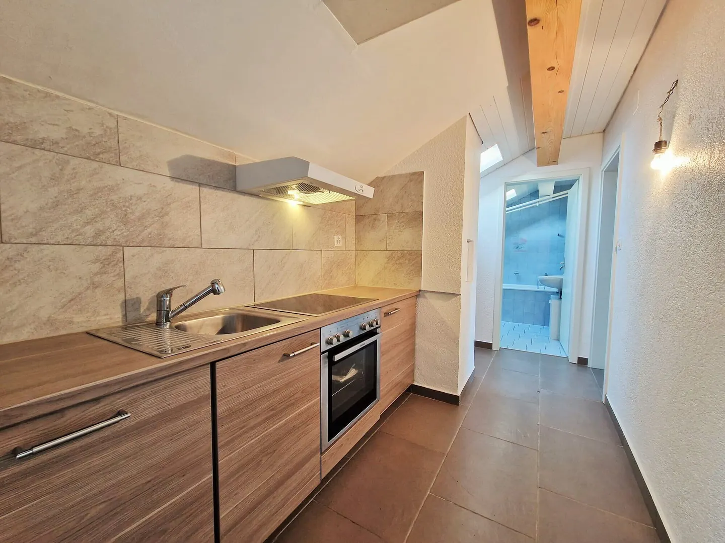 Appartement spacieux 2.5 pièces - Photo 1 sur 8