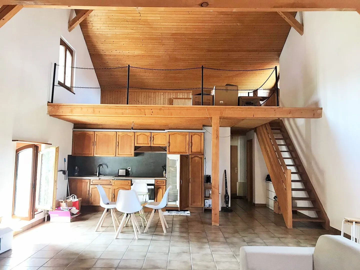 Appartamento di 3.5 locali al 2° piano a Berlincourt in affitto - Foto 3 di 12