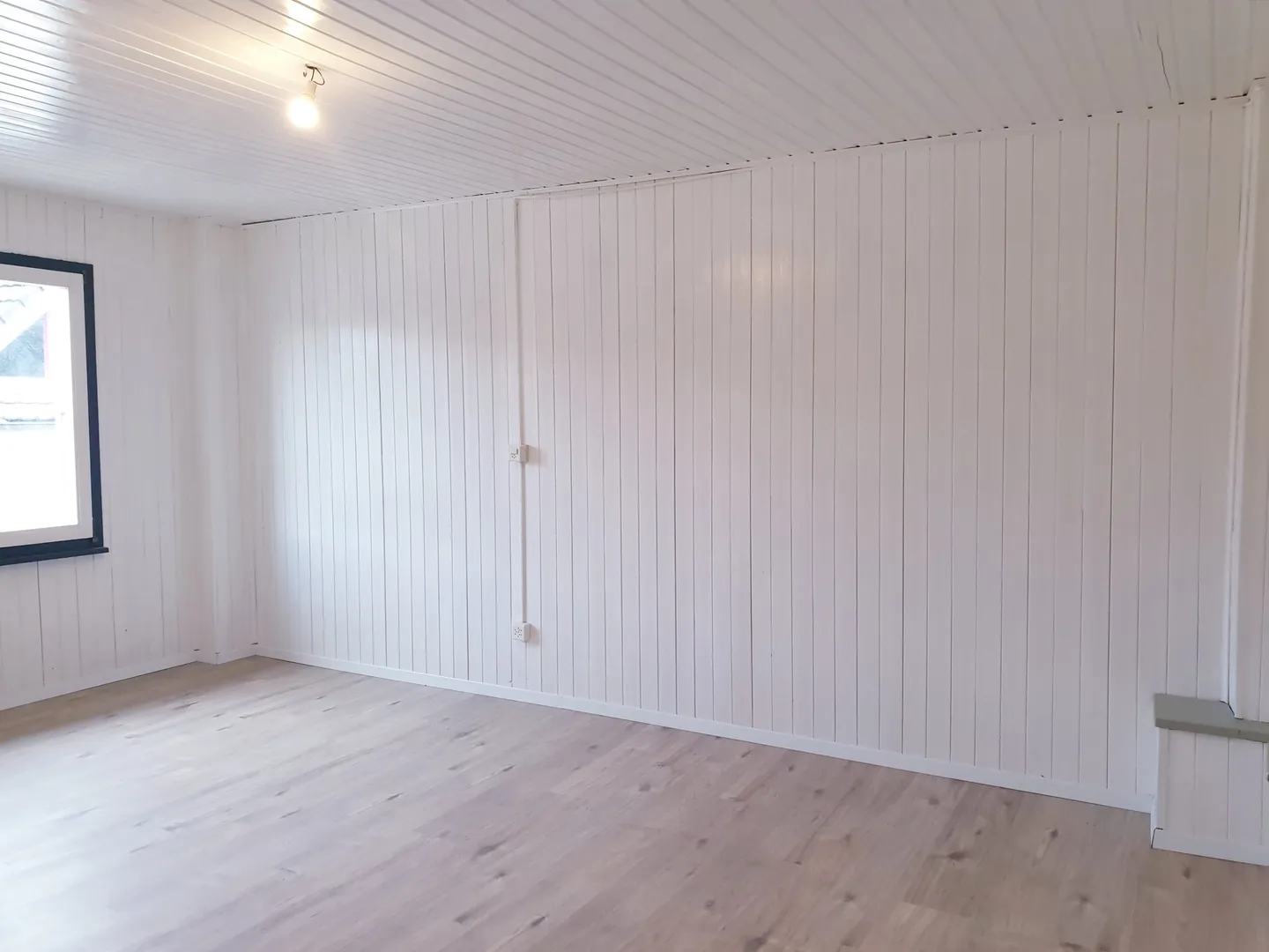 Renovated 2.5-room apartment for rent in Courtemaîche - Photo 4 of 7