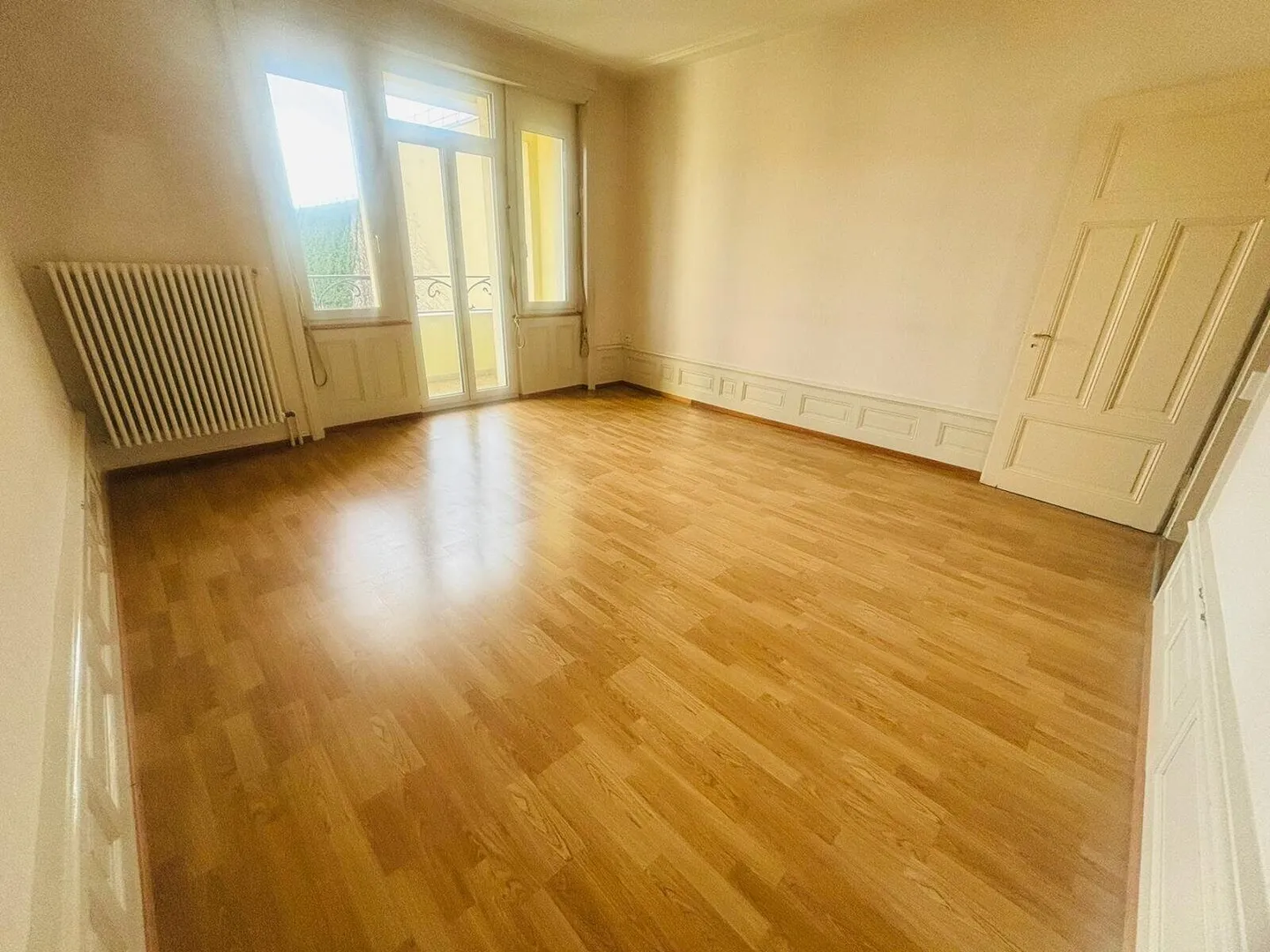 For rent in Delémont 3.5 room apartment with balconies - Photo 4 of 13