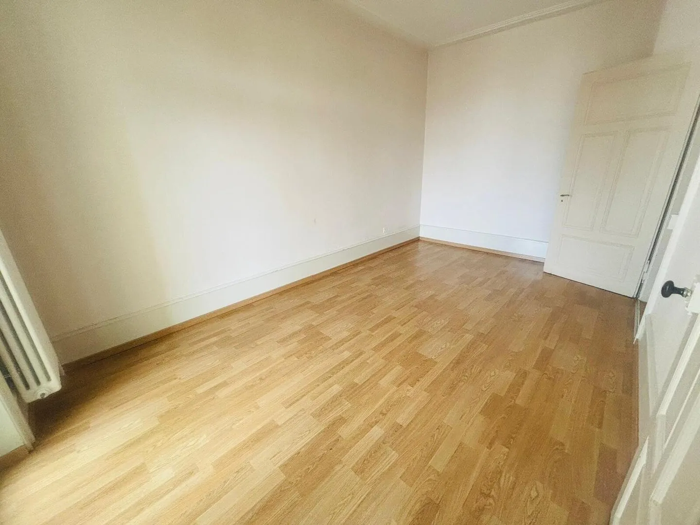 For rent in Delémont 3.5 room apartment with balconies - Photo 7 of 13