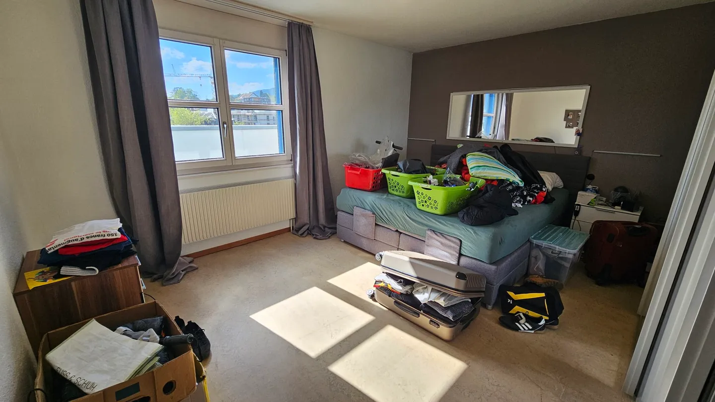 For rent in Delémont, superb 6-room penthouse with a large terrace - Photo 11 of 13