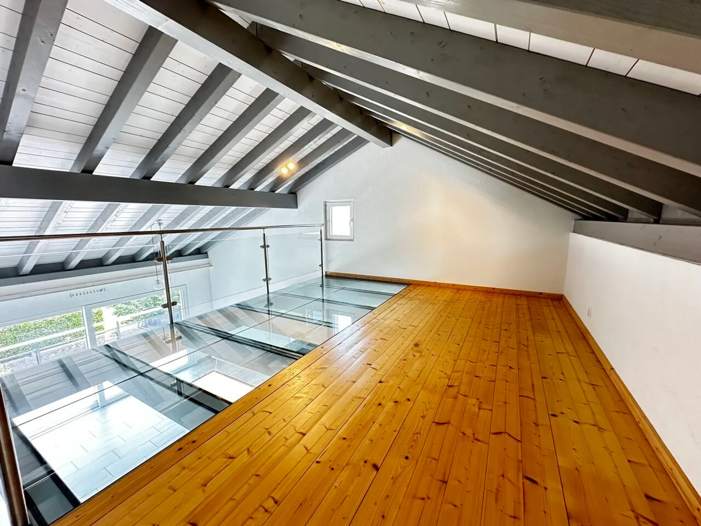 Zu vermieten 4,5-Zimmer-Wohnung im 2. Stock in Courrendlin - Foto 2 von 13