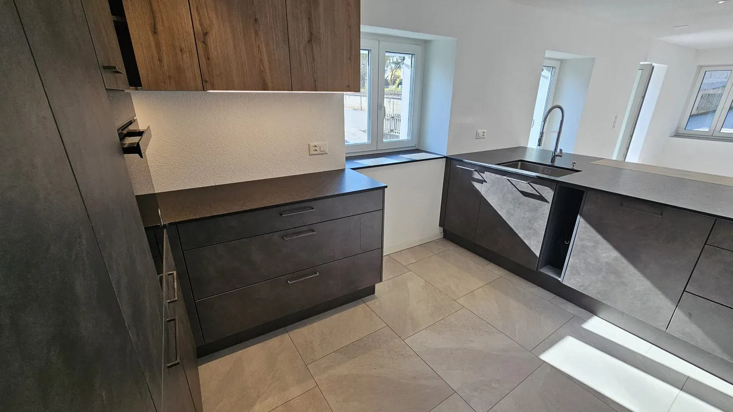 For rent in Montavon magnificent 5.5 room apartment - Photo 6 of 13