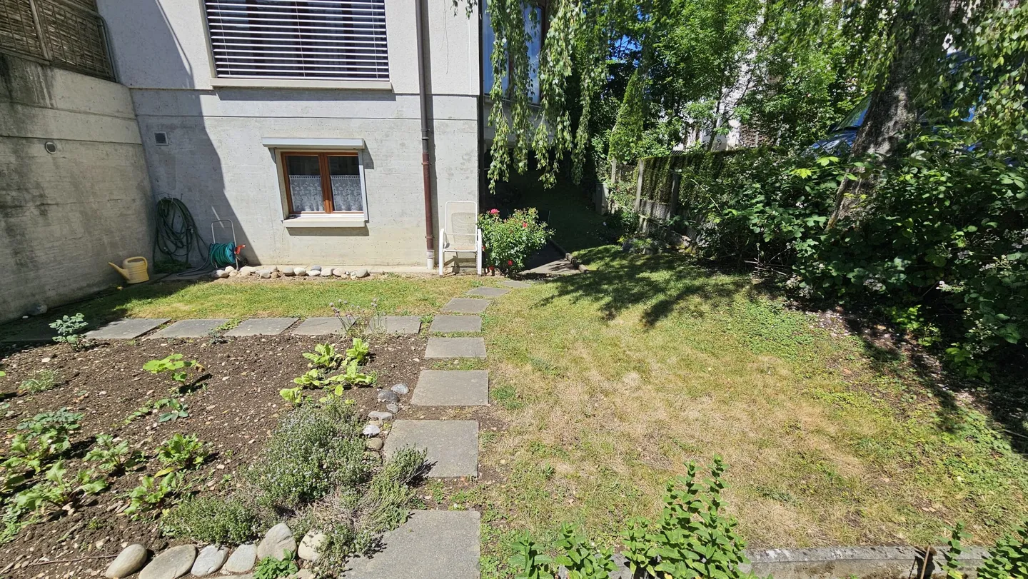 À louer à 2 minutes de Delémont appartement 2.5 pcesau rez-de-jardin - Photo 6 sur 13