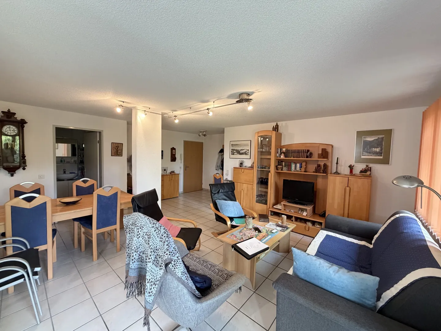 À louer à 2 minutes de Delémont appartement 2.5 pcesau rez-de-jardin - Photo 9 sur 13