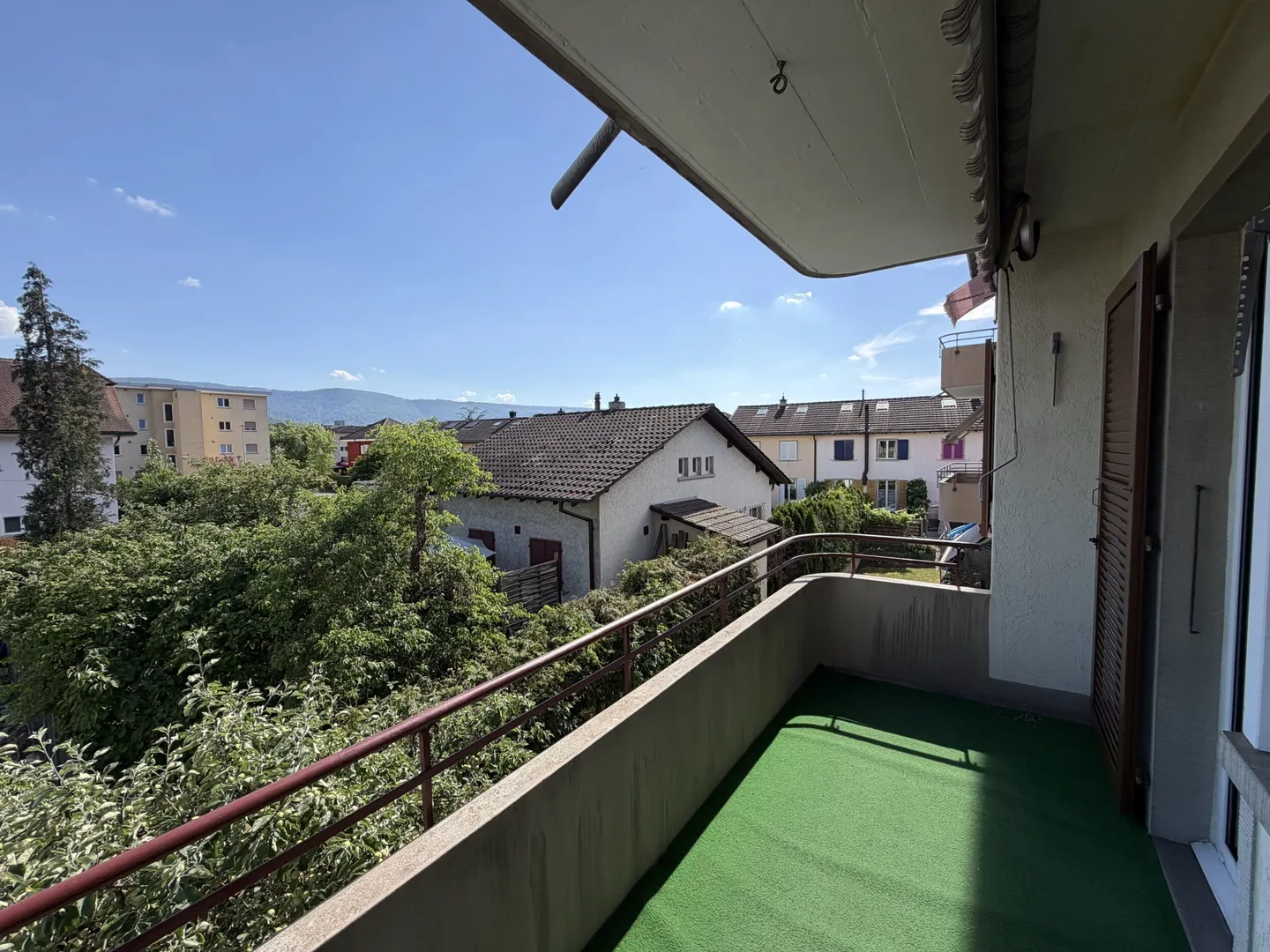 Zu vermieten in Delémont 3,5-Zimmer-Wohnung im 1. Stock - Foto 1 von 9