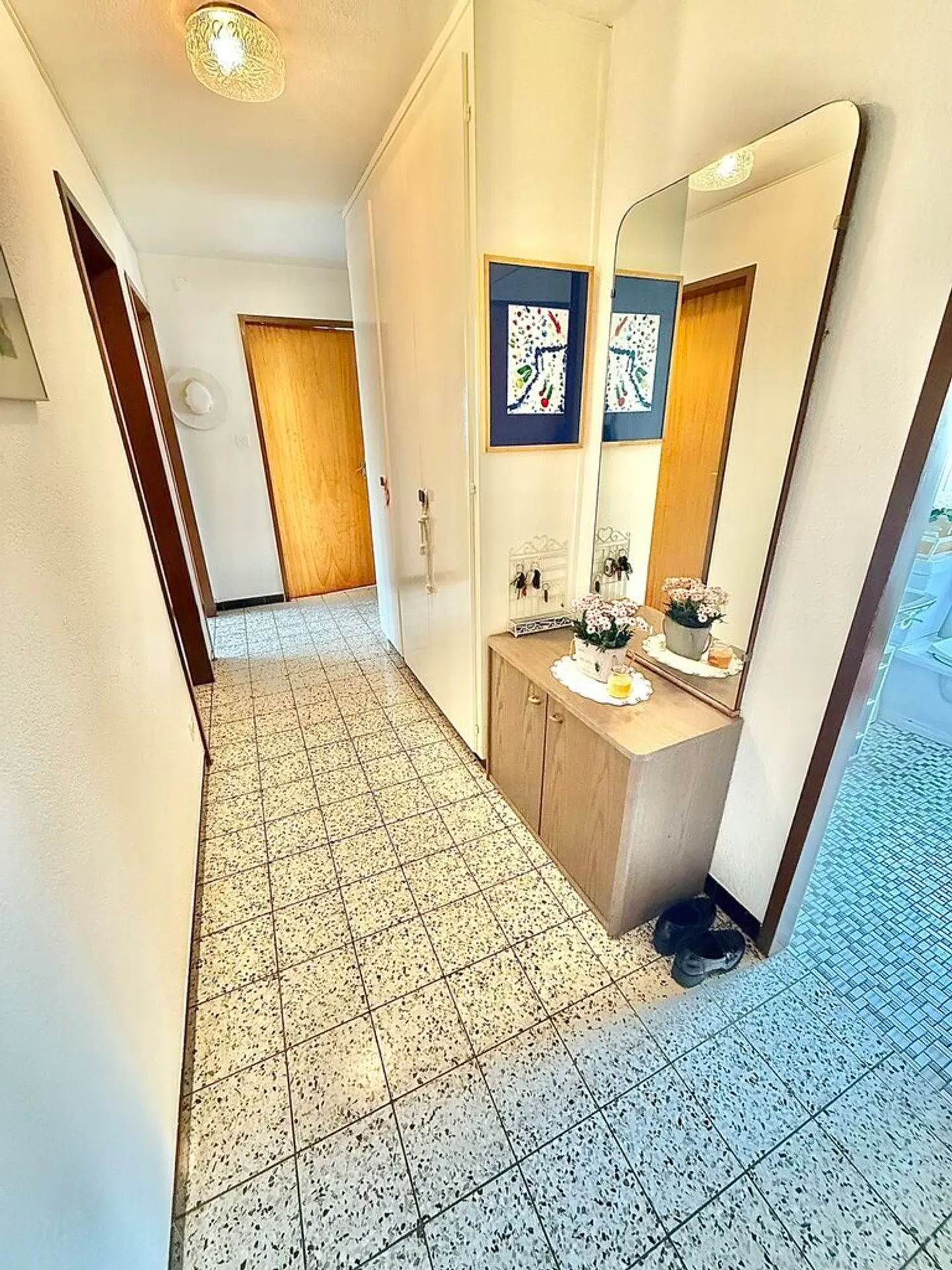 Situato a Courtételle appartamento di 3,5 locali al 2° piano - Foto 8 di 12