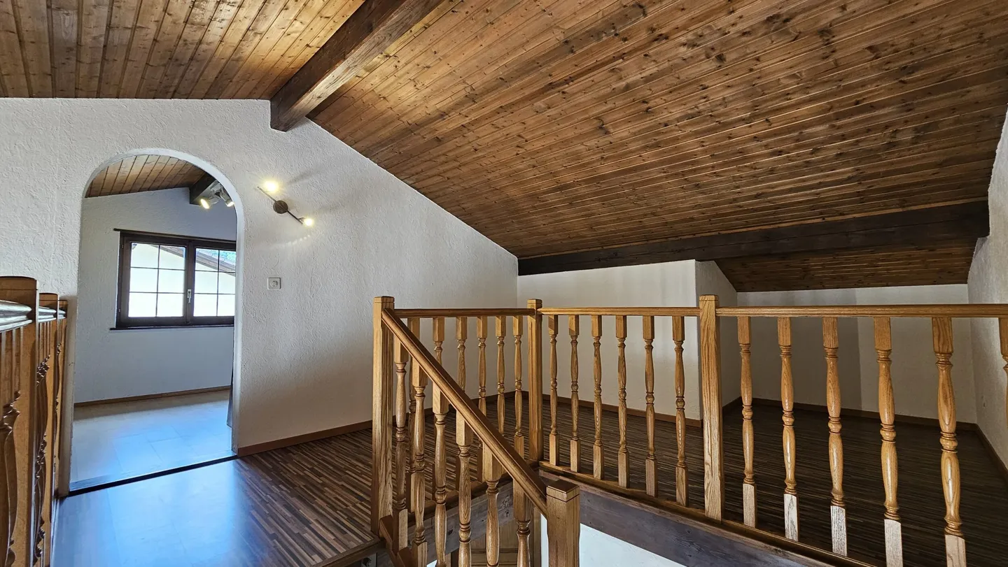 For rent in Courrendlin, 6.5-room house of 125 m² with garden - Photo 13 of 13