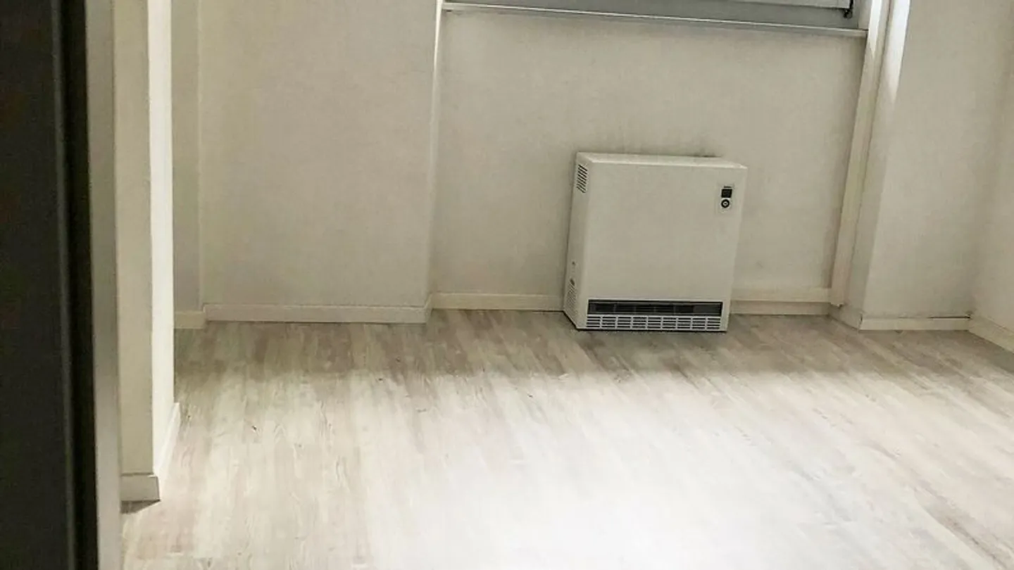 Commercial space n°4 of 25 m2 for rent in Reconvilier - Photo 5 of 10