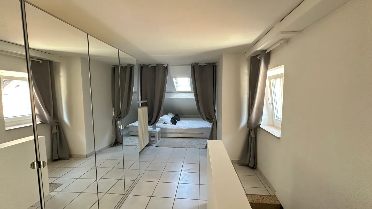 Attique de 1.5 pièces à louer à Porrentruy - Photo 3 sur 7