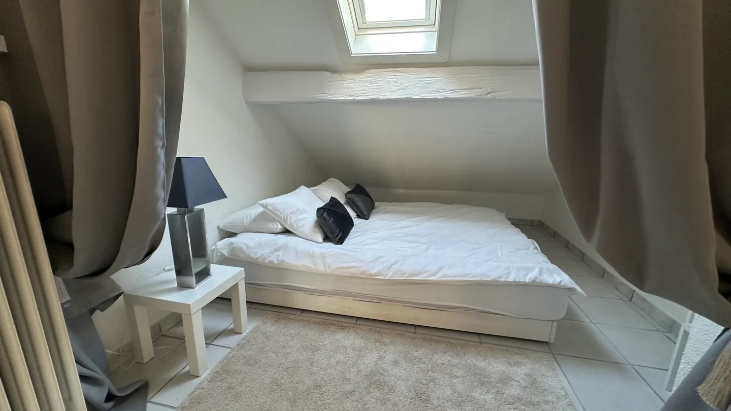 Attique de 1.5 pièces à louer à Porrentruy - Photo 4 sur 7