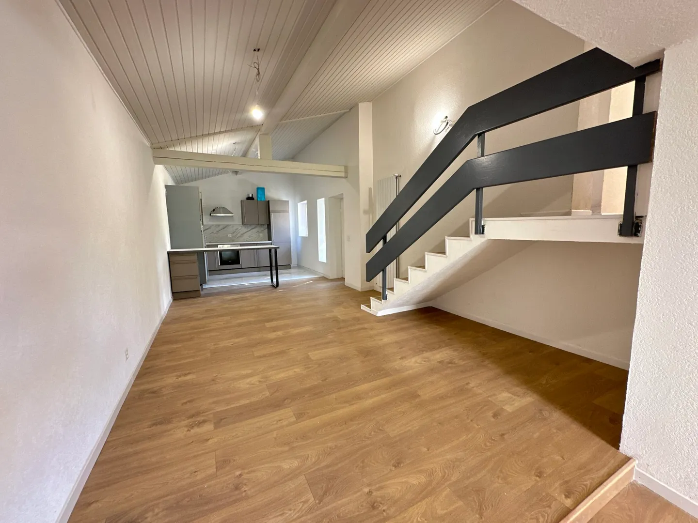 Charmante Maison Rénovée à Courtedoux - Photo 3 sur 13