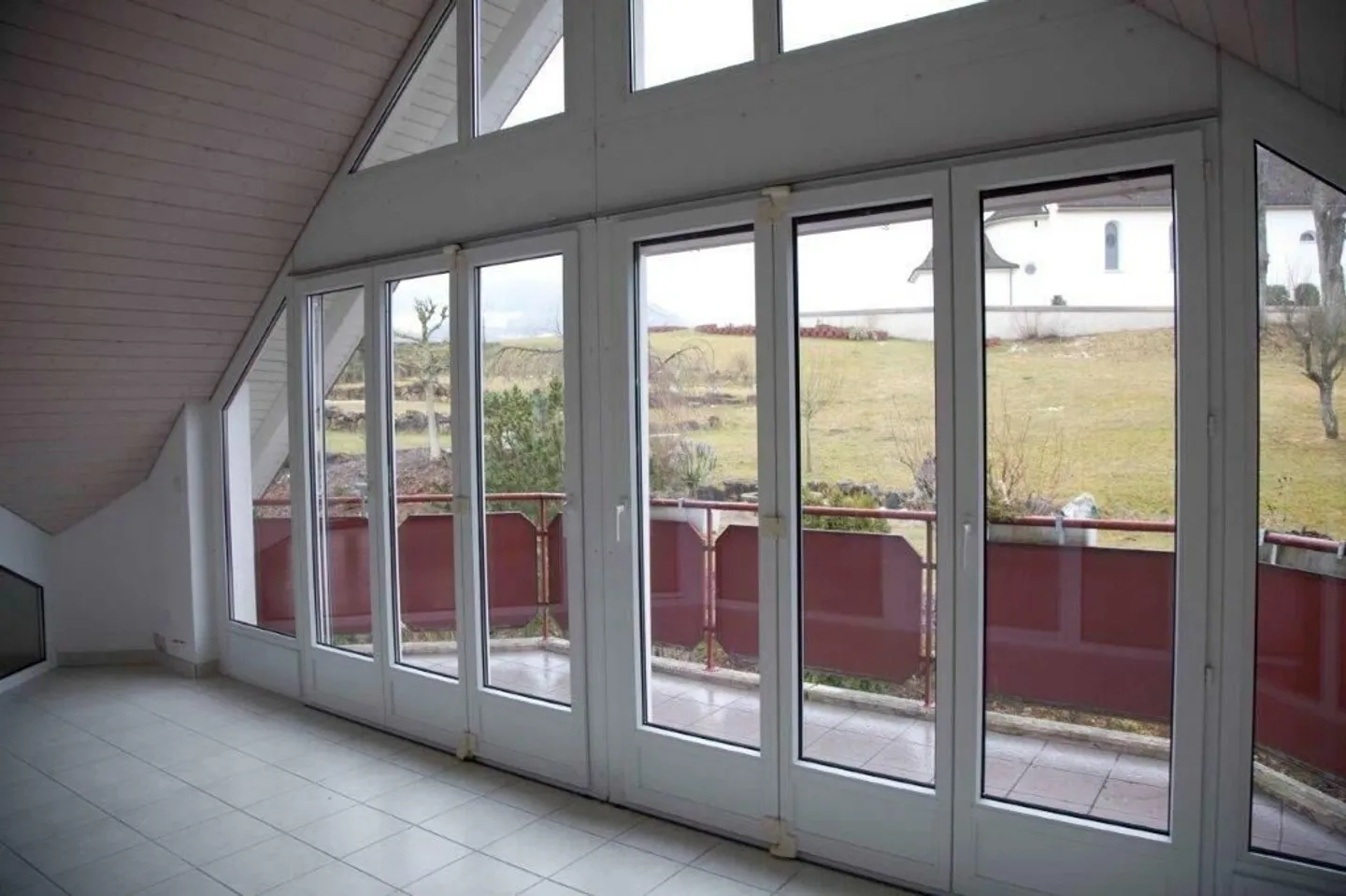 Terrace Apartment - Photo 4 of 8