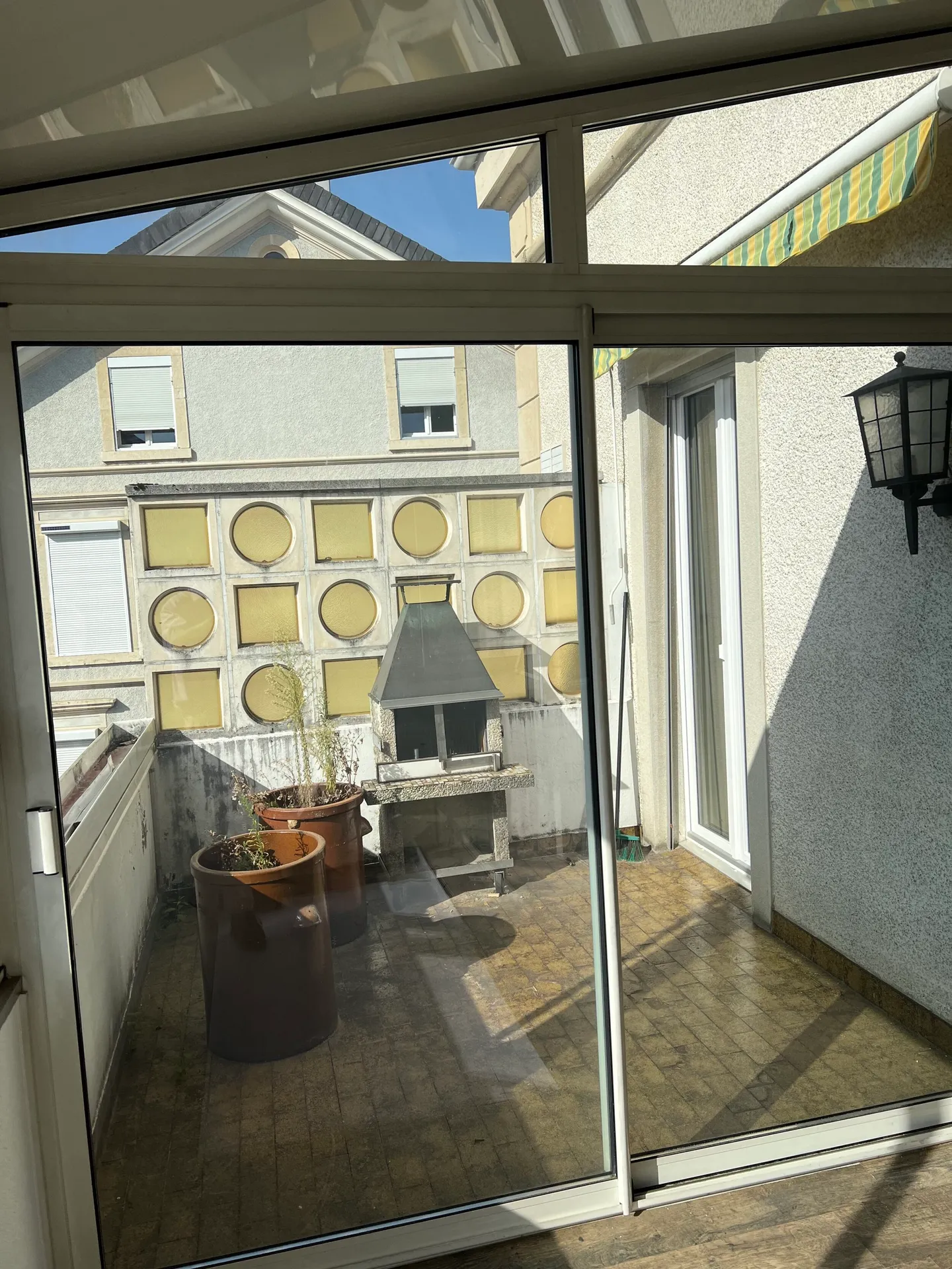 3,5 locali idealmente situato nel centro di Porrentruy - Foto 9 di 10