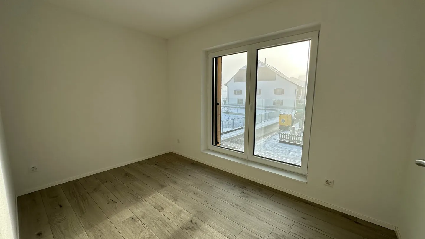 For rent duplex apartment of 3.5 rooms in Develier - Photo 5 of 11