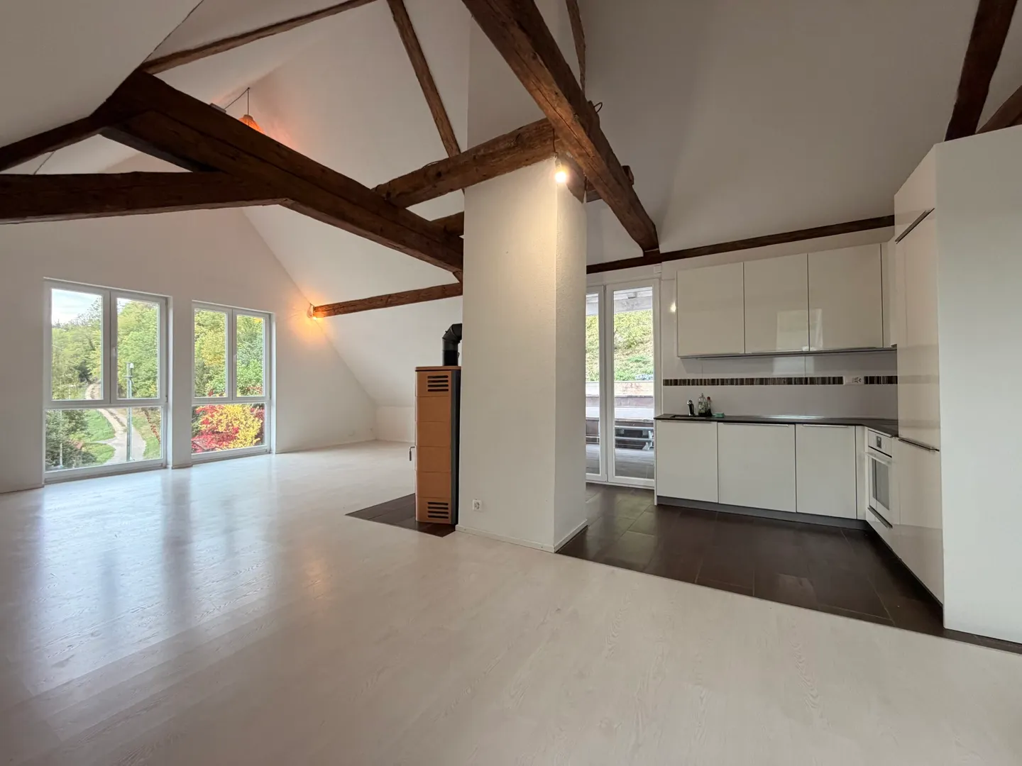 Charmante 4,5-Zimmer-Wohnung zur Miete mit Terrasse in Asuel - Foto 4 von 12