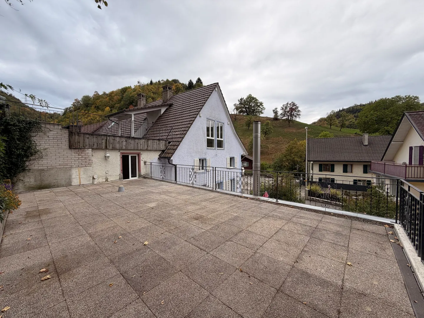 Zu vermieten charmante 3,5-Zimmer-Wohnung mit Terrasse in Asuel - Foto 11 von 13
