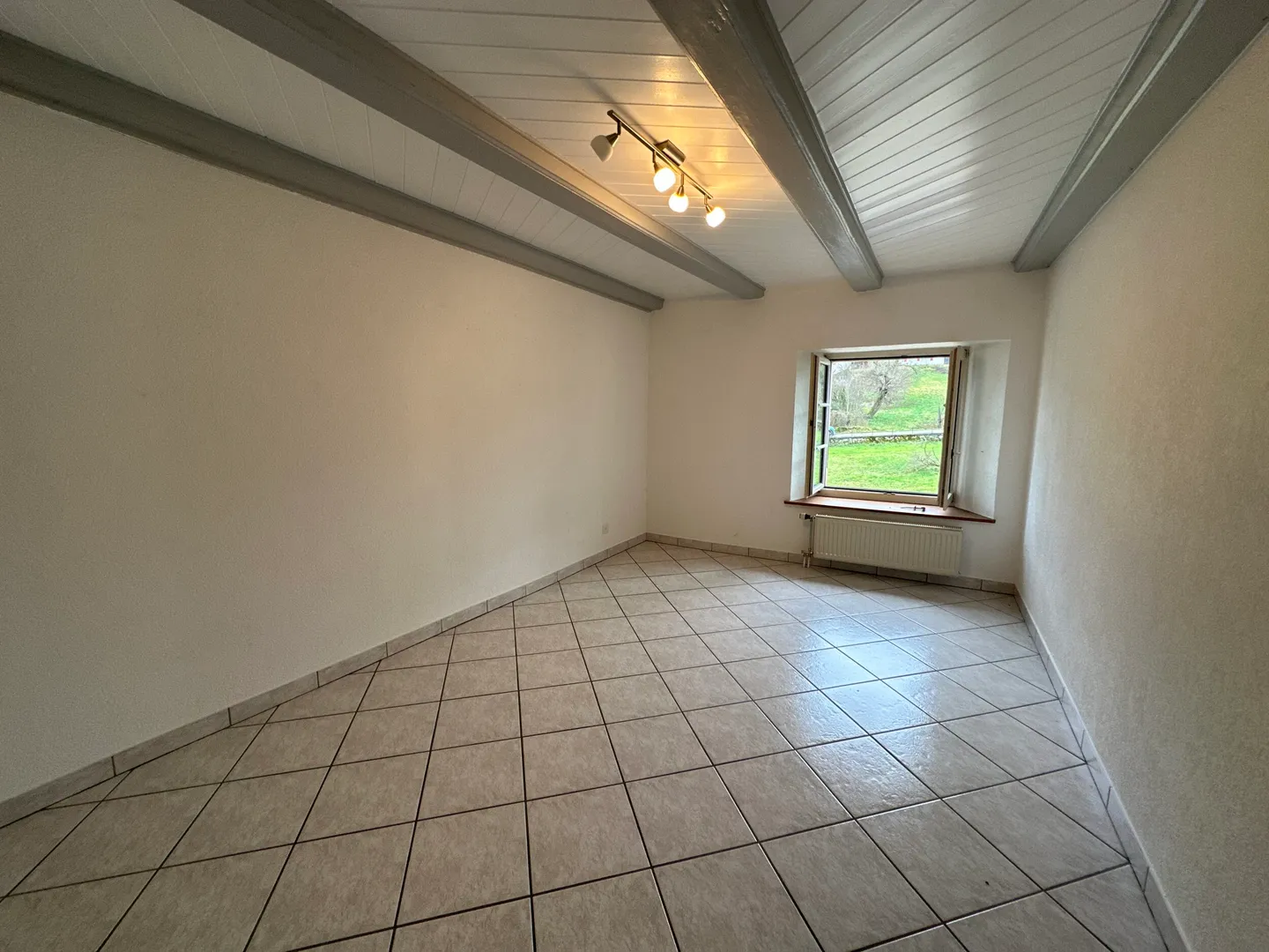 A louer appartement de 4.5 pièces à Chevenez - Photo 4 sur 7