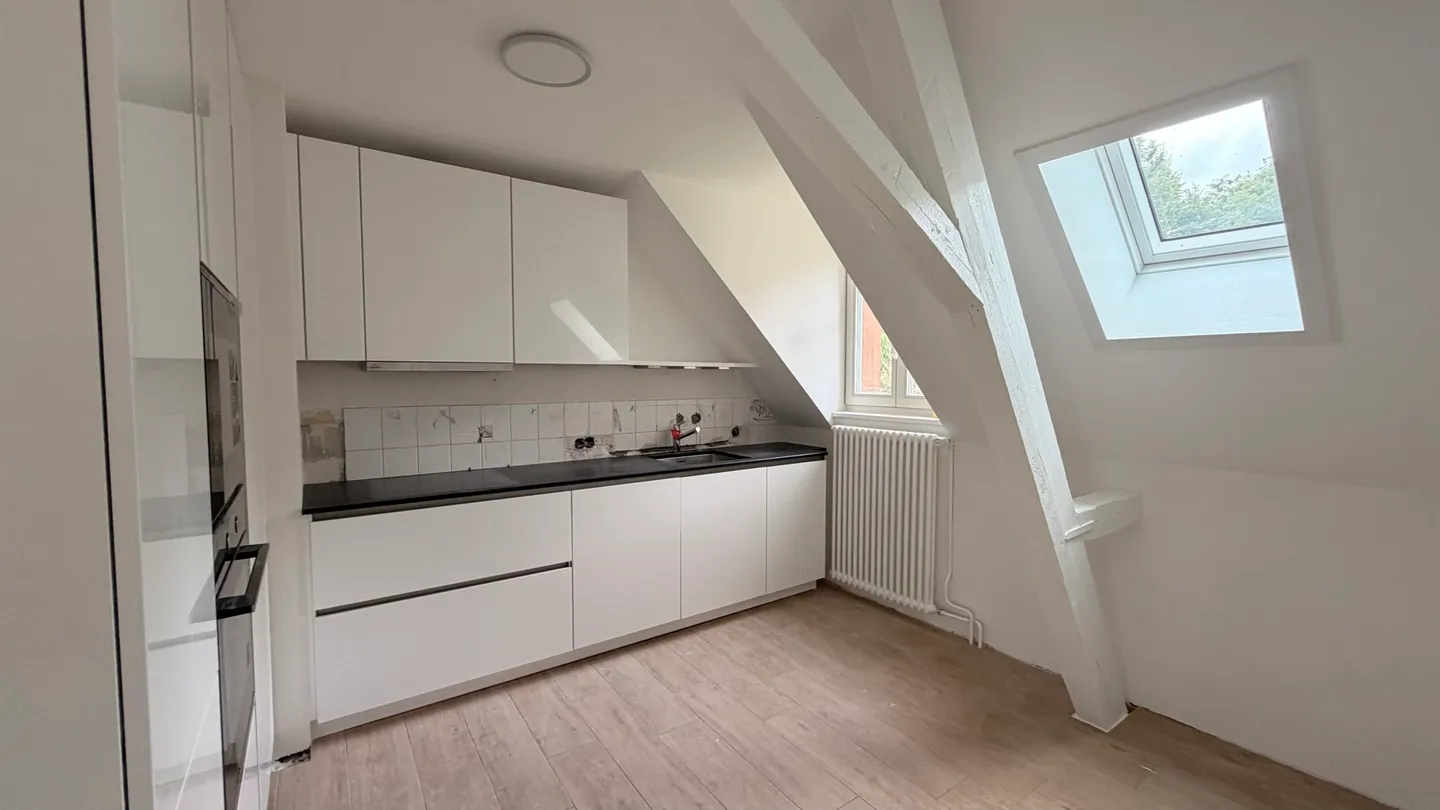 Charmant Appartement Duplex à Delémont - Photo 3 sur 13