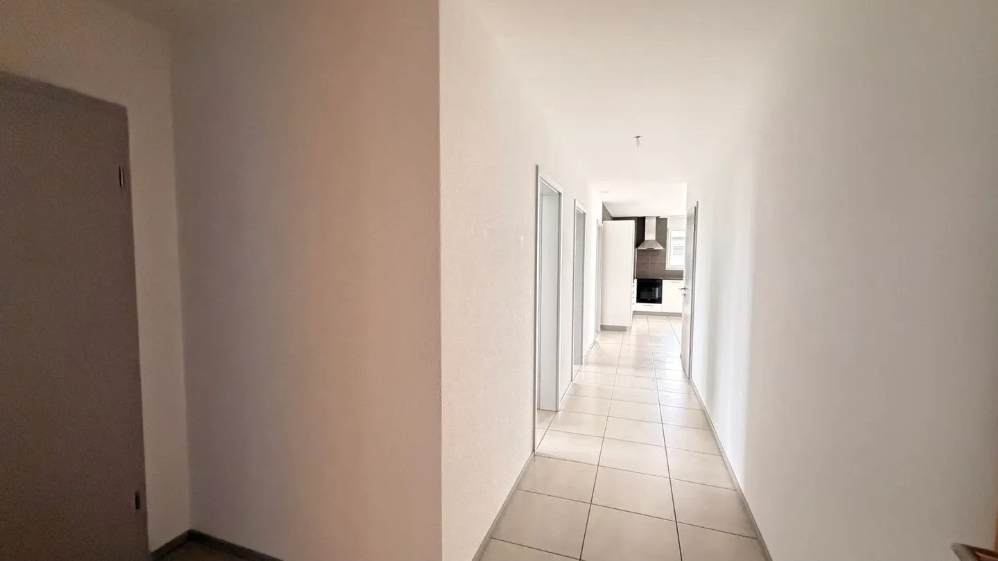 For rent in Courrendlin 4.5-room apartment on the 3rd floor - Photo 9 of 11
