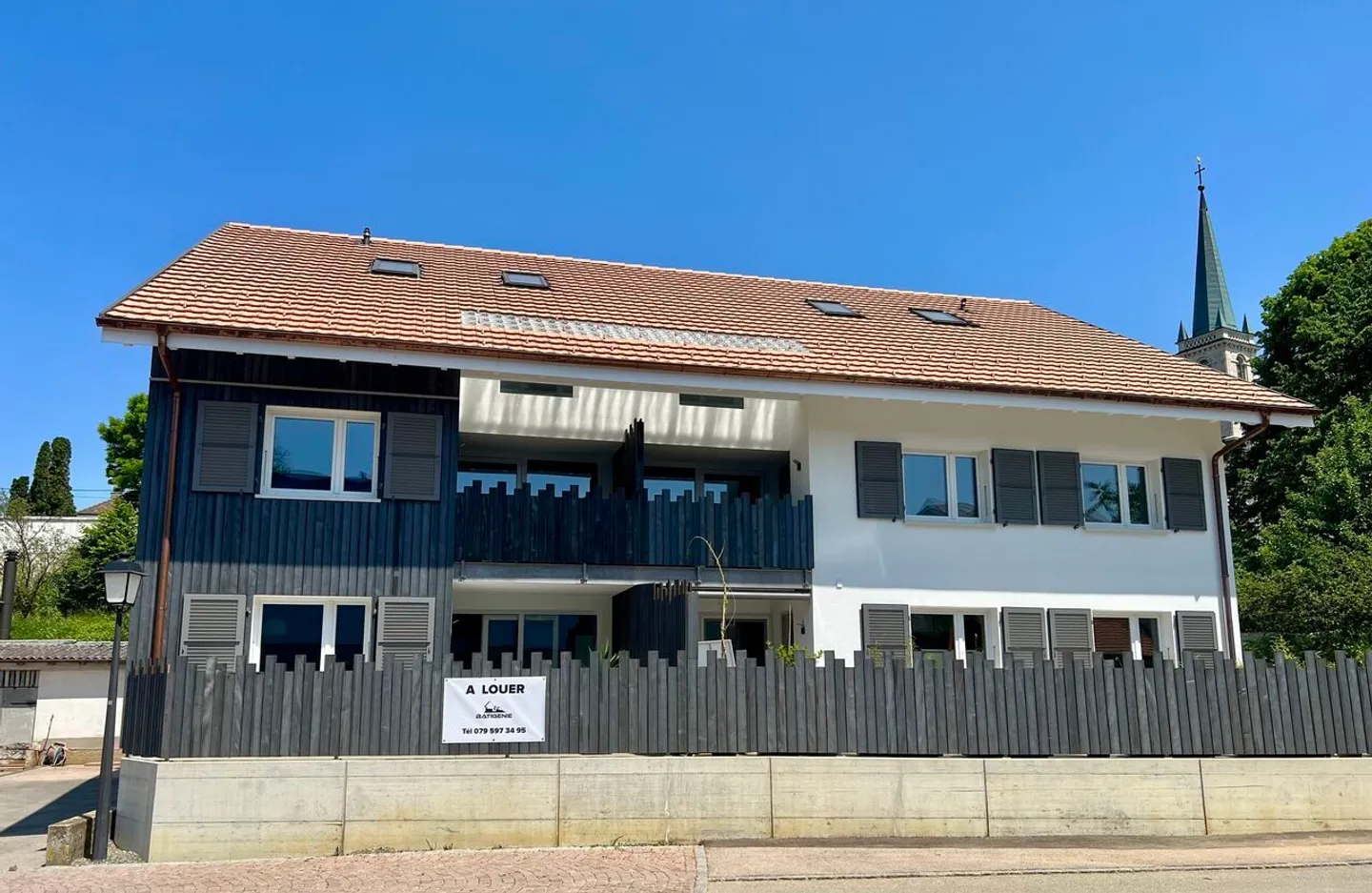 Schöne moderne 3,5-Zimmer-Wohnung in Courgenay zu verkaufen - Foto 1 von 9