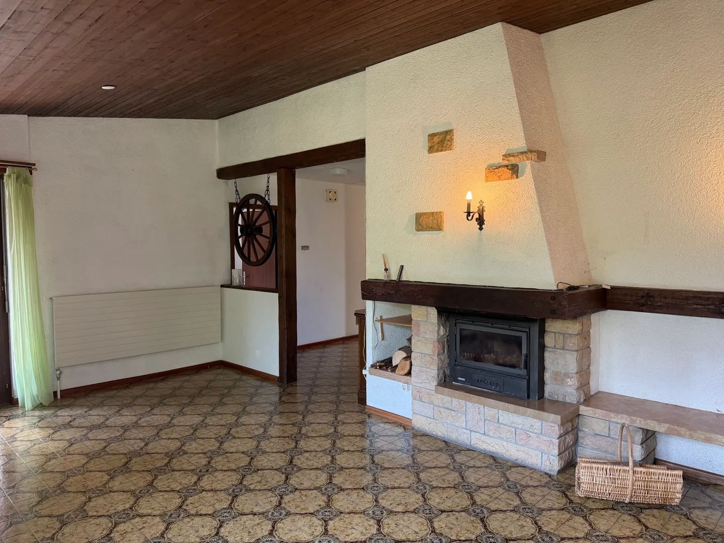 Jolie maison à rénover à Bassecourt - Photo 3 sur 13