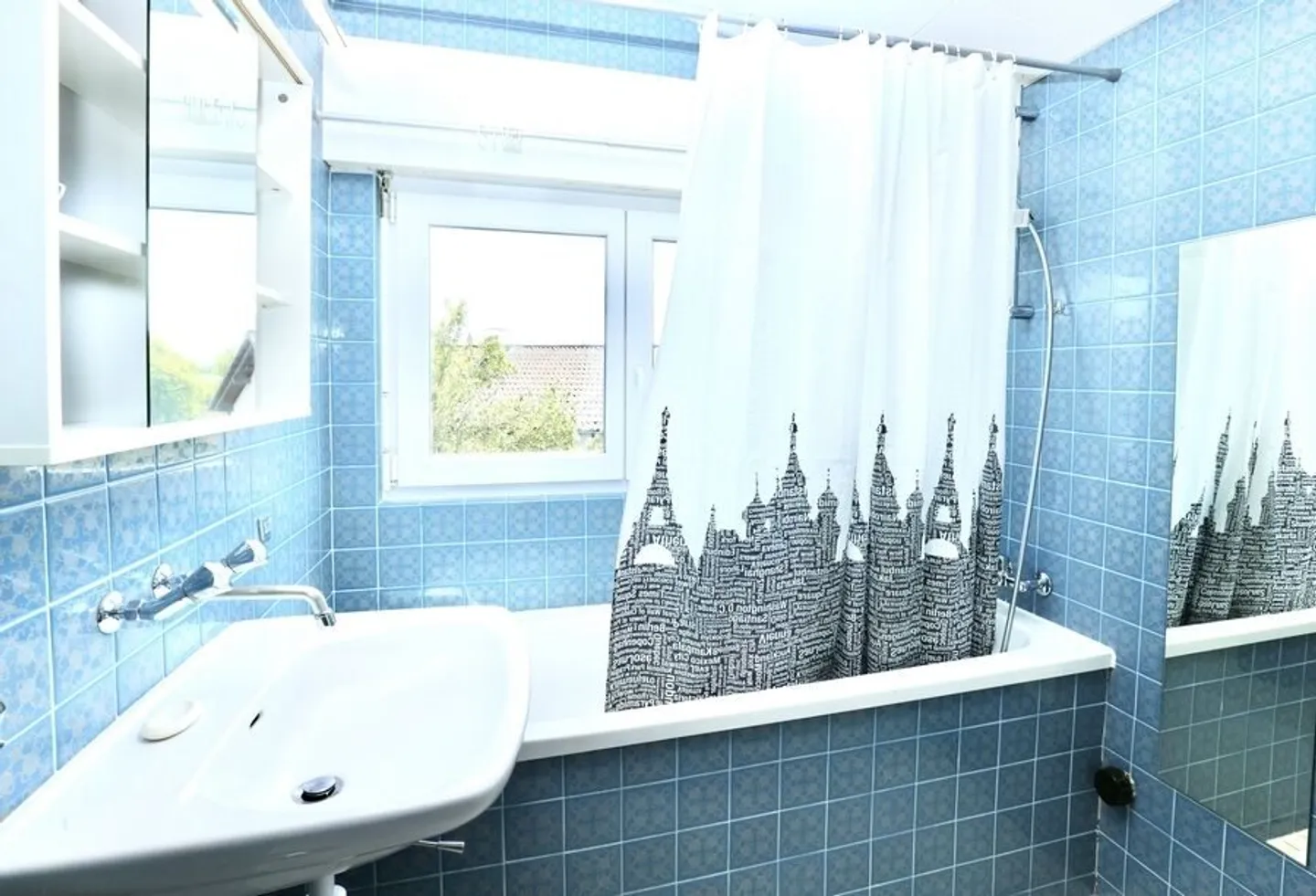 À vendre maison familiale avec deux appartements à Bure - Photo 7 sur 13