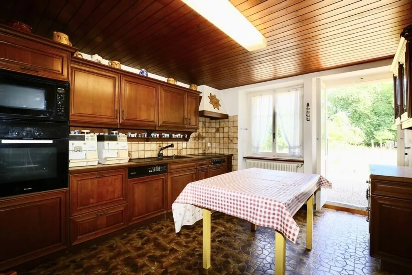 Rental House - Photo 6 of 13