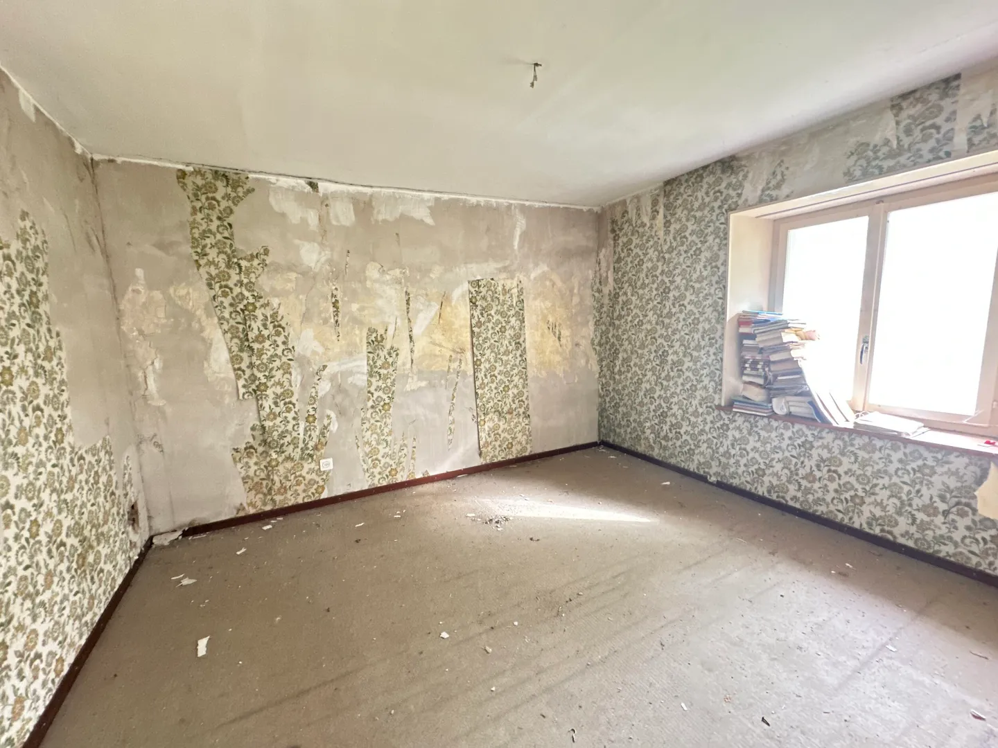 Authentisches Bauernhaus mit 5 Zimmern in Coeuve zu renovieren zu verkaufen - Foto 5 von 10