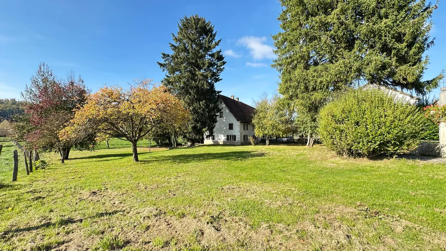 Authentisches Bauernhaus mit 5 Zimmern in Coeuve zu renovieren zu verkaufen - Foto 8 von 10